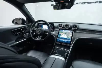 Vendo Mercedes-Benz C 300 2022 - 42950 EUR, 63000 km - AUTO.MOTO.pt