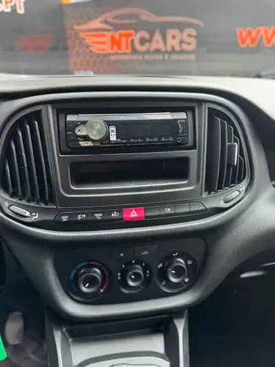 Vendo Fiat Doblo 2019 - 7900 EUR, 191383 km - AUTO.MOTO.pt