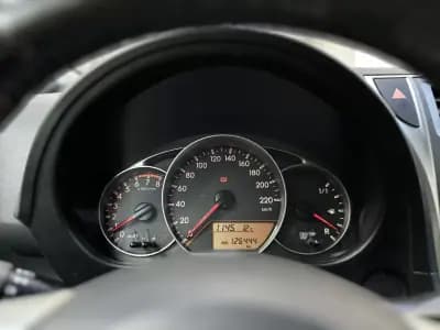 Sell Toyota Verso-S 2011 - 7990 EUR, 126450 km - AUTO.MOTO.pt