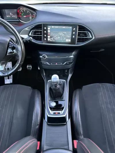 Sell Peugeot 308 SW 2015 - 12900 EUR, 140000 km - AUTO.MOTO.pt