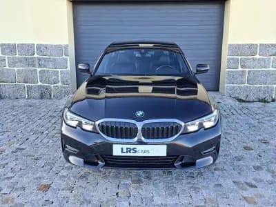 Vendo BMW 318 2019 - 28490 EUR, 74597 km - AUTO.MOTO.pt