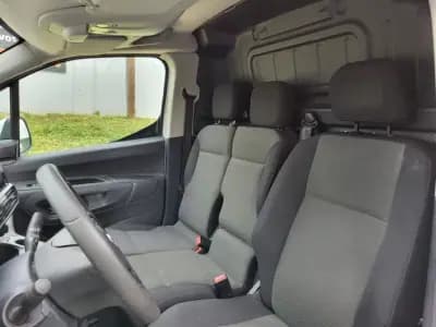 Vendo Opel Combo 2020 - 13750 EUR, 158909 km - AUTO.MOTO.pt