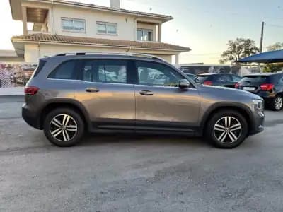 Sell Mercedes-Benz GLB 200 2021 - 28450 EUR, 180000 km - AUTO.MOTO.pt