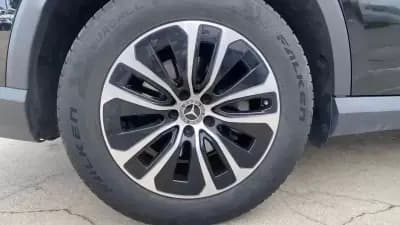 Sell Mercedes-Benz GLC 220 2024 - 69680 EUR, 20294 km - AUTO.MOTO.pt