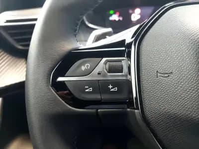 Sell Peugeot 2008 2025 - 27900 EUR, 22167 km - AUTO.MOTO.pt