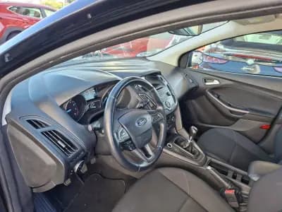 Sell Ford Focus 2018 - 9850 EUR, 109500 km - AUTO.MOTO.pt