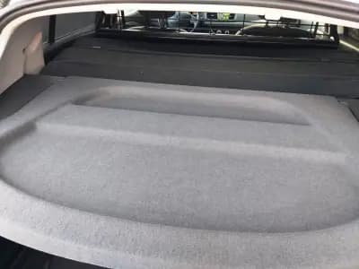 Vendo Renault Mégane 2013 - 4950 EUR, 317737 km - AUTO.MOTO.pt