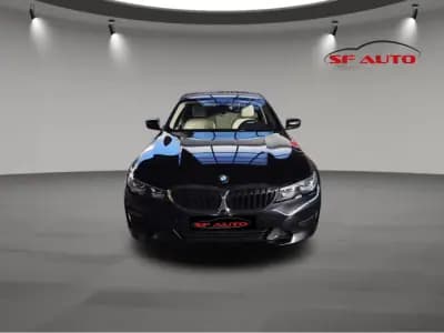 Vendo BMW 318 2021 - 31990 EUR, 85331 km - AUTO.MOTO.pt