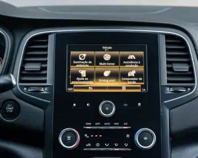 Sell Renault Mégane Sport Tourer 2018 - 15990 EUR, 126740 km - AUTO.MOTO.pt