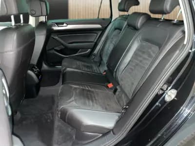 Vendo Volkswagen Passat Variant 2016 - 9950 EUR, 338000 km - AUTO.MOTO.pt