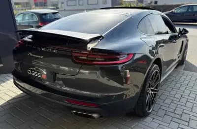 Sell Porsche Panamera 2018 - 74500 EUR, 50941 km - AUTO.MOTO.pt