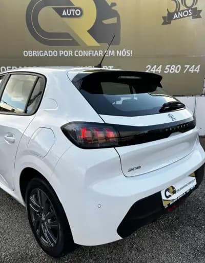 Sell Peugeot 208 2022 - 15400 EUR, 104860 km - AUTO.MOTO.pt