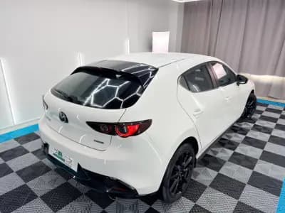 Vendo Mazda 3 2021 - 18999 EUR, 84000 km - AUTO.MOTO.pt