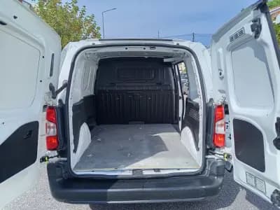 Sell Citroën Berlingo 2020 - 12990 EUR, 127200 km - AUTO.MOTO.pt