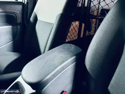 Sell Renault Kangoo 2019 - 9990 EUR, 116502 km - AUTO.MOTO.pt