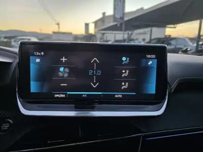 Sell Peugeot 2008 2020 - 19990 EUR, 168000 km - AUTO.MOTO.pt