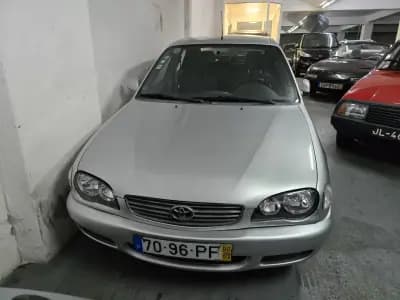 Vendo Toyota Corolla 2000 - 2500 EUR, 124412 km - AUTO.MOTO.pt