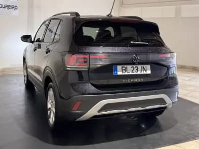 Vendo Volkswagen T-Cross 2024 - 22750 EUR, 54543 km - AUTO.MOTO.pt