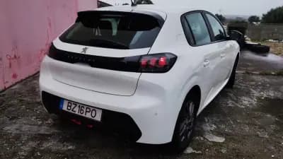 Sell Peugeot 208 2022 - 13999 EUR, 47000 km - AUTO.MOTO.pt