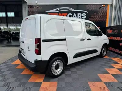 Sell Peugeot Partner 2021 - 13900 EUR, 116841 km - AUTO.MOTO.pt