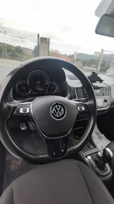 Vendo Volkswagen e-Up! 2020 - 11998 EUR, 0 km - AUTO.MOTO.pt