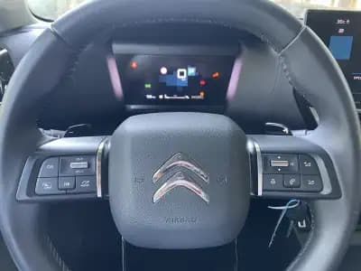 Vendo Citroën C4 2021 - 17890 EUR, 54386 km - AUTO.MOTO.pt