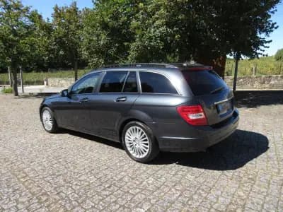 Vendo Mercedes-Benz C 180 2012 - 13490 EUR, 240000 km - AUTO.MOTO.pt