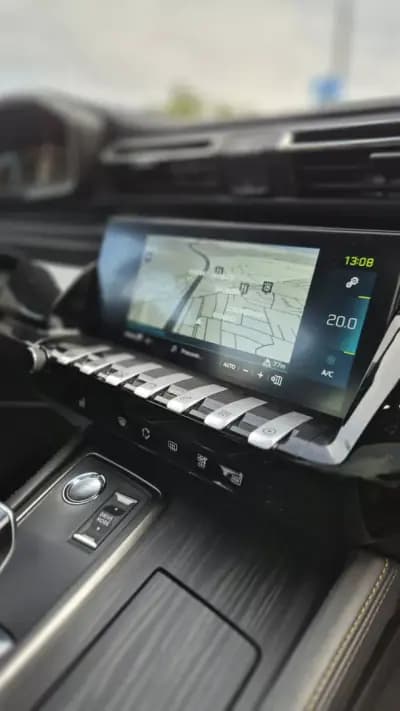 Sell Peugeot 508 SW 2022 - 41480 EUR, 50000 km - AUTO.MOTO.pt