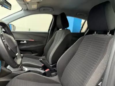 Vendo Peugeot 208 2022 - 15950 EUR, 91000 km - AUTO.MOTO.pt