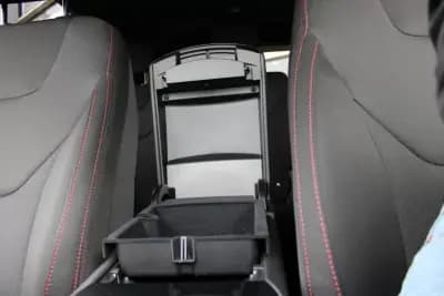 Vendo Ford S-Max 2019 - 20900 EUR, 230239 km - AUTO.MOTO.pt