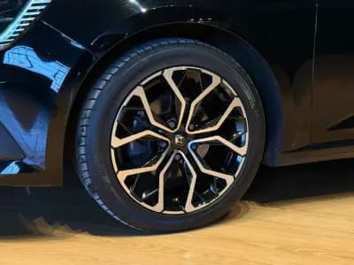 Sell Renault Mégane 2021 - 18900 EUR, 112347 km - AUTO.MOTO.pt