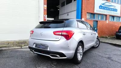 Vendo Citroën DS5 2016 - 11500 EUR, 190000 km - AUTO.MOTO.pt