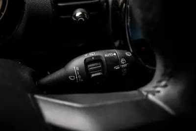 Vendo MINI Clubman 2021 - 18990 EUR, 114563 km - AUTO.MOTO.pt