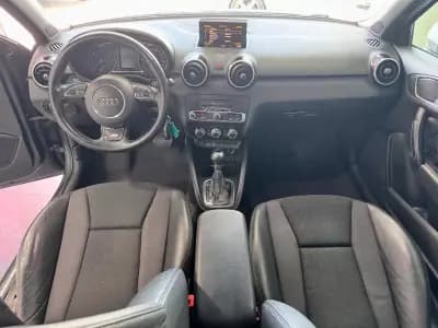 Vendo Audi A1 2012 - 11500 EUR, 218000 km - AUTO.MOTO.pt
