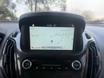 Vendo Ford Tourneo Courier 2019 - 9900 EUR, 133000 km - AUTO.MOTO.pt