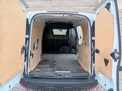 Sell Renault Kangoo 2022 - 14490 EUR, 89000 km - AUTO.MOTO.pt