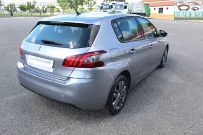 Sell Peugeot 308 2019 - 13250 EUR, 174000 km - AUTO.MOTO.pt