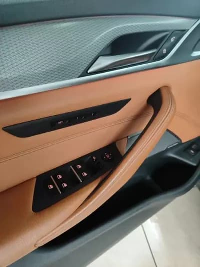 Sell BMW 520 2017 - 27250 EUR, 149150 km - AUTO.MOTO.pt