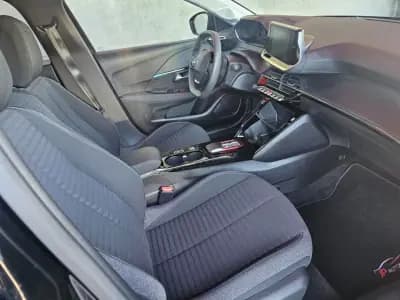 Sell Peugeot e-208 2023 - 18750 EUR, 25000 km - AUTO.MOTO.pt