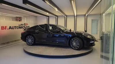 Sell Porsche Panamera 2020 - 84500 EUR, 42501 km - AUTO.MOTO.pt