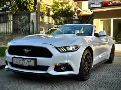 Vendo Ford Mustang 2015 - 37500 EUR, 159000 km - AUTO.MOTO.pt