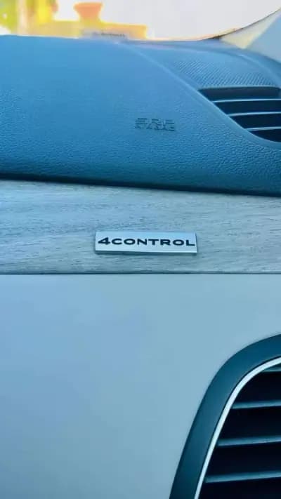 Vendo Renault Talisman 2018 - 18900 EUR, 122623 km - AUTO.MOTO.pt