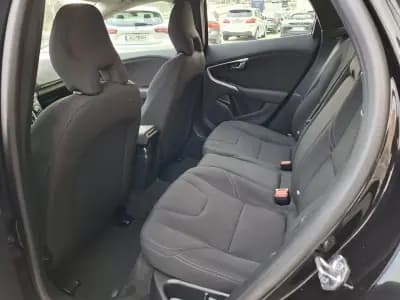 Vendo Volvo V40 2018 - 15990 EUR, 122118 km - AUTO.MOTO.pt