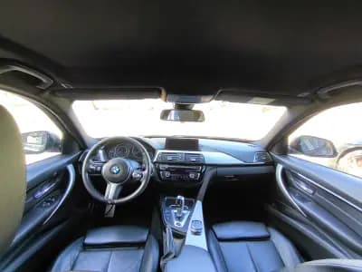 Vendo BMW 330 2018 - 18890 EUR, 178000 km - AUTO.MOTO.pt