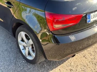 Sell Audi A1 Sportback 2014 - 11500 EUR, 152000 km - AUTO.MOTO.pt