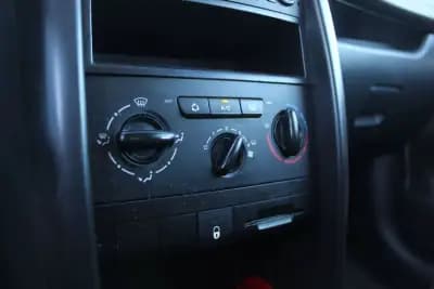 Sell Peugeot 207 2008 - 4250 EUR, 161000 km - AUTO.MOTO.pt