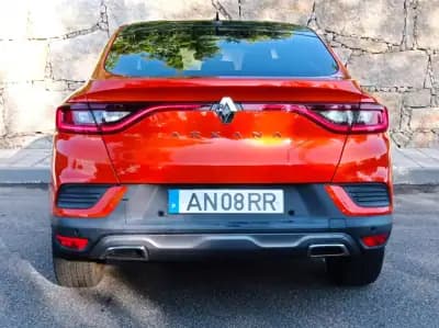 Vendo Renault Arkana 2022 - 24900 EUR, 34000 km - AUTO.MOTO.pt