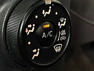 Sell Toyota iQ 2009 - 7750 EUR, 167000 km - AUTO.MOTO.pt