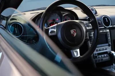 Vendo Porsche Cayman 2007 - 43000 EUR, 145000 km - AUTO.MOTO.pt