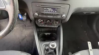 Sell Audi A1 Sportback 2013 - 10800 EUR, 171383 km - AUTO.MOTO.pt